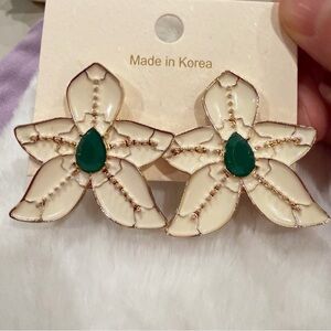 Chic Cream and Green Floral Earrings